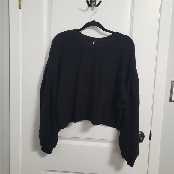 FREE PEOPLE Black Cropped Sweatshirt Top - Picture 2 of 6